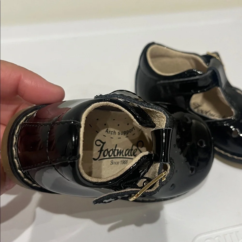 Classic Black Kids FOOTMATES Shoes